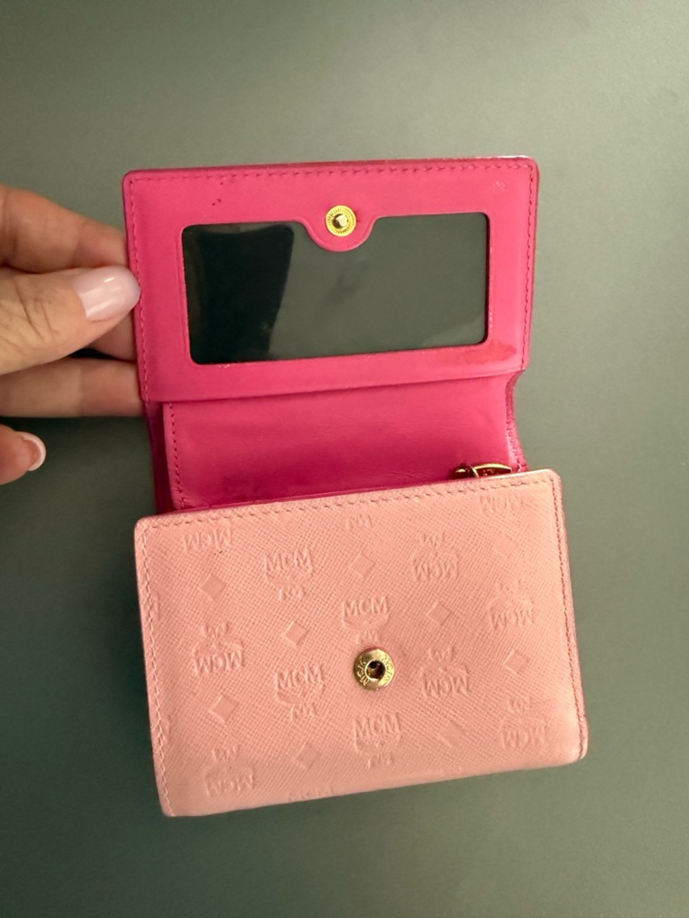 MCM Pink Leather Compact Wallet with Gold Logo Plaque COA - Picture 5 of 15